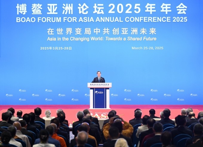 FOREIGN17431307013484XES7NI5G7.jpg